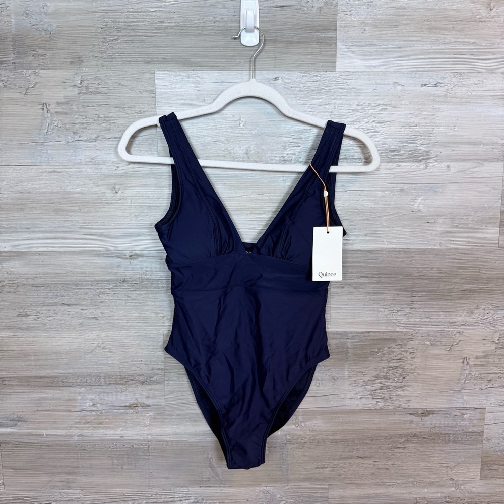 NWT Quince Italian Matte V-Neck One-Piece Swimsuit - Navy - XS